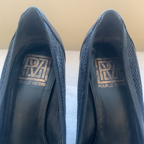 Pour La Victoire Women's Platform Pumps Caged Trim Size 6.5 Black 70 - Picture 9 of 15